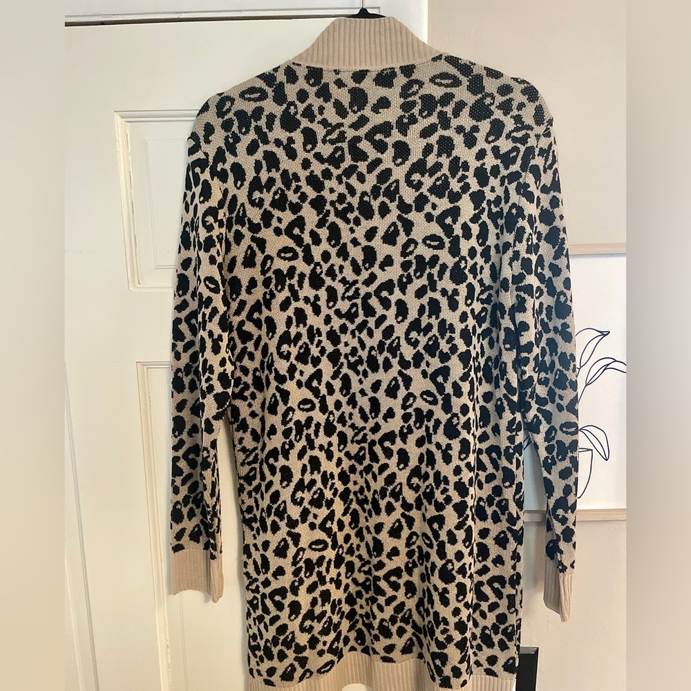 Nine West Women's Beige and Black Leopard Cardigan Sweater - Picture 4 of 8